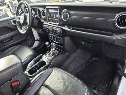 Used 2021 Jeep Wrangler Unlimited Sahara image 13
