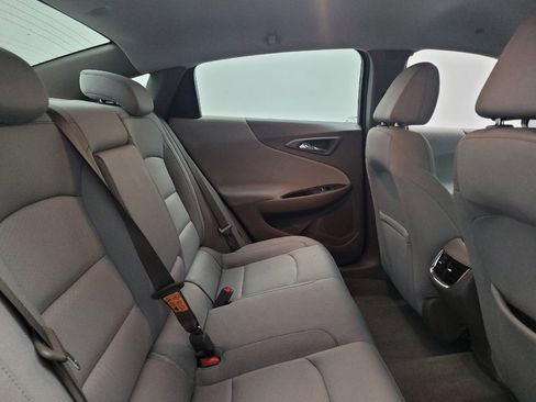 Used 2020 Chevrolet Malibu LT FWD image 19