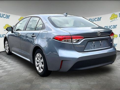 Used 2023 Toyota Corolla LE w/ Carpet Mat Package (TMS) FWD image 5