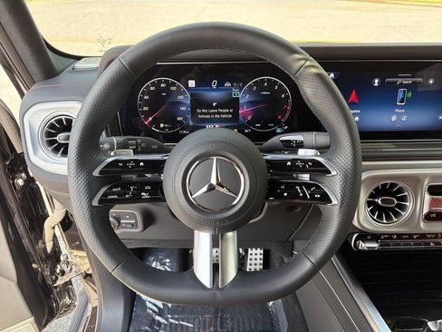 Certified 2025 Mercedes-Benz G 550 image 27