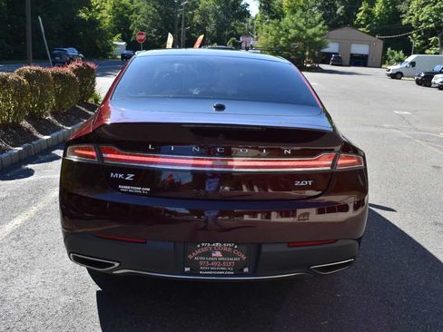 Used 2017 Lincoln MKZ Select w/ Climate Package FWD image 5