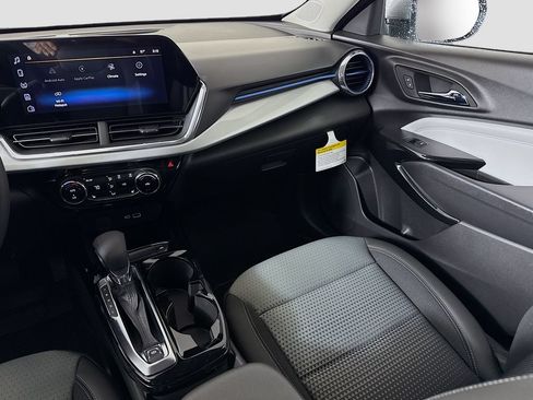 New 2026 Chevrolet Trax LT w/ Driver Confidence Package FWD image 21