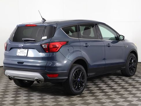 Used 2019 Ford Escape SE FWD image 7