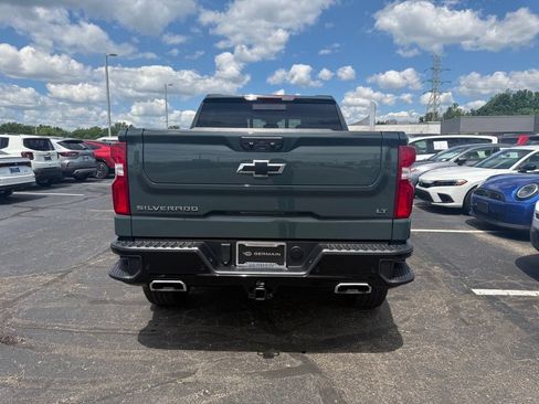 Used 2025 Chevrolet Silverado 1500 LT Trail Boss w/ LT Trail Boss Premium Package AWD/4WD image 4