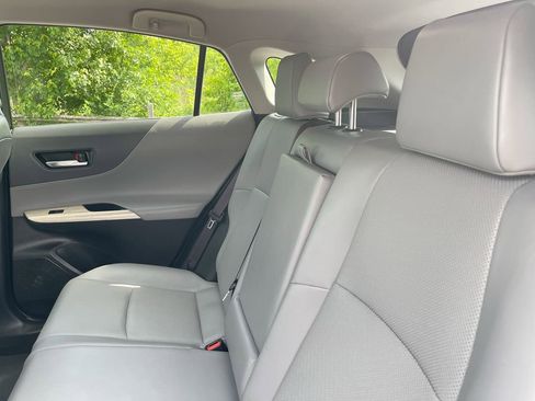 Certified 2023 Toyota Venza Limited AWD/4WD image 9