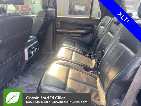 Used 2019 Ford Expedition XLT w/ Equipment Group 202A AWD/4WD image 9