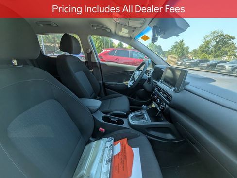 Used 2022 Hyundai Kona SEL FWD image 9