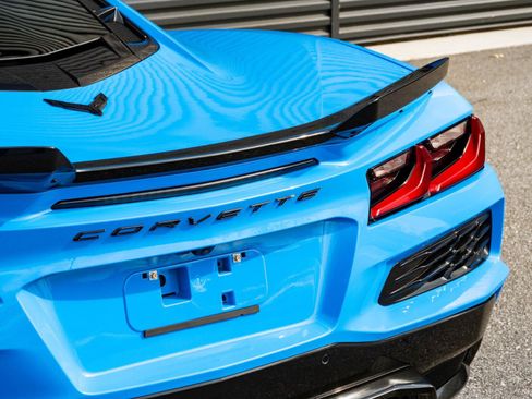Used 2025 Chevrolet Corvette Z06 RWD image 30