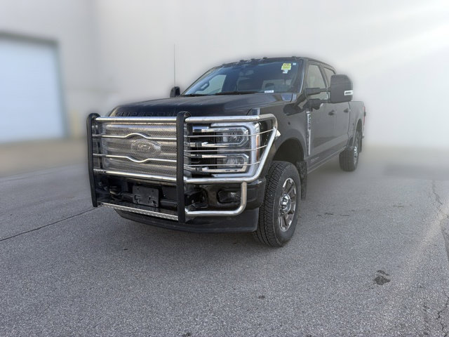 Used 2025 Ford F250 King Ranch w/ FX4 Off-Road Package AWD/4WD image 13