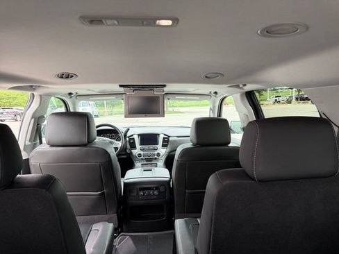Used 2020 GMC Yukon SLT w/ Premium Edition AWD/4WD image 20