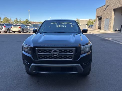 Used 2022 Nissan Frontier SV AWD/4WD image 8