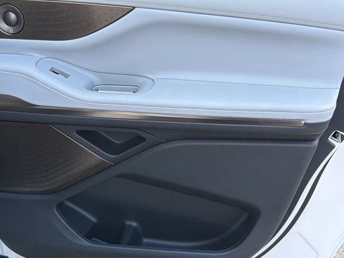 New 2027 Lincoln Navigator L Black Label AWD/4WD image 17