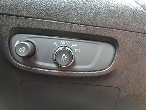 Used 2024 Buick Encore GX Sport Touring AWD/4WD image 15
