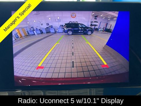 Used 2025 Jeep Compass Limited AWD/4WD image 3
