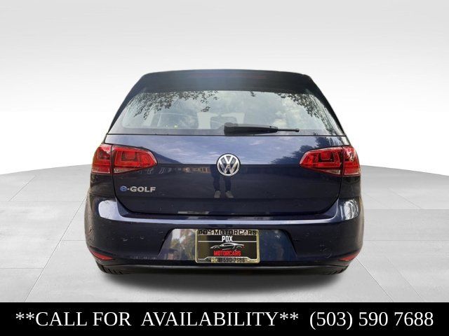 Used 2016 Volkswagen e-Golf SE w/ DC Fast Charging Package FWD image 4