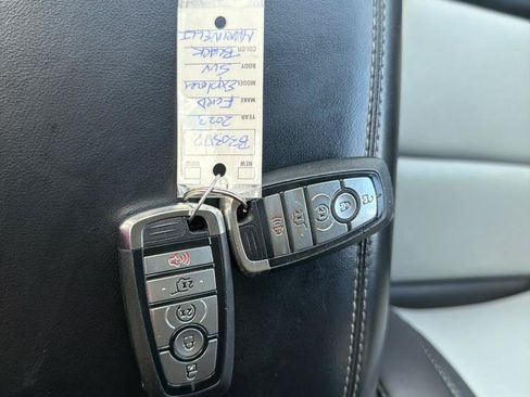 Used 2023 Ford Explorer XLT w/ Equipment Group 202A AWD/4WD image 30