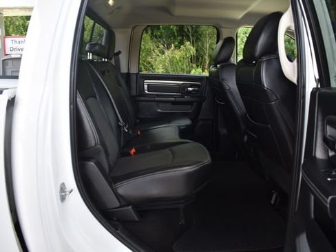 Used 2017 RAM 2500 Big Horn w/ Night Special Edition AWD/4WD image 15