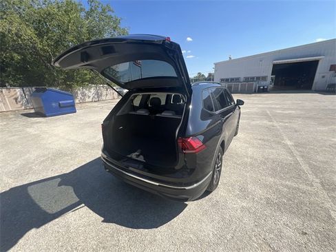 Used 2024 Volkswagen Tiguan S image 17