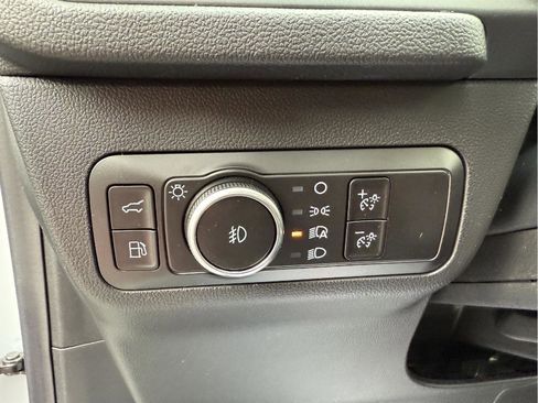 New 2025 Ford Escape SE w/ PHEV Premium Package image 18