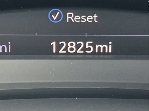 Used 2023 Cadillac XT5 Premium Luxury w/ Technology Package FWD image 7