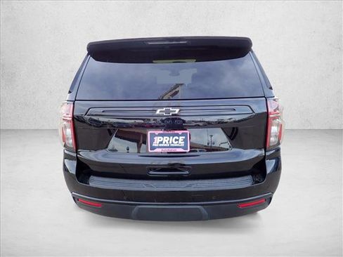 Used 2023 Chevrolet Tahoe Z71 w/ Luxury Package image 3