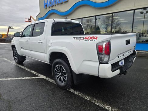 Used 2023 Toyota Tacoma TRD Sport w/ Black Out Package (TMS) image 3