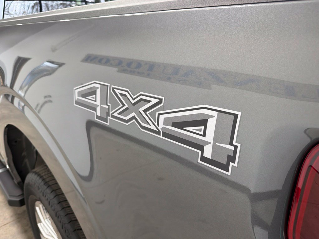 Used 2025 Ford F150 Lariat w/ Equipment Group 502A High AWD/4WD image 14