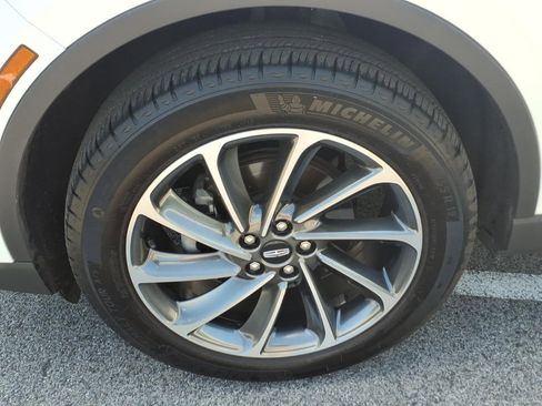 Certified 2024 Lincoln Corsair AWD w/ Equipment Group 101A image 9