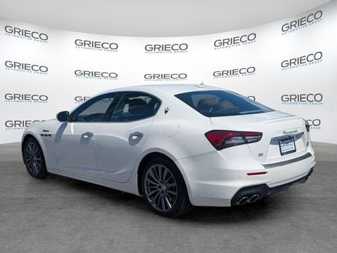 Used 2022 Maserati Ghibli Modena Q4 AWD/4WD image 4