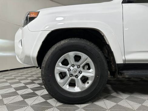 Used 2024 Toyota 4Runner SR5 Premium image 10