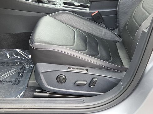 Used 2022 Volkswagen Jetta SEL image 18