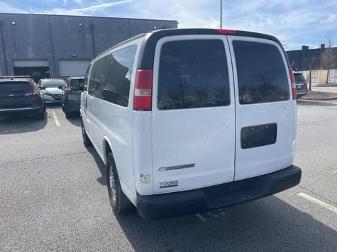 Used 2016 Chevrolet Express 2500 LS image 4