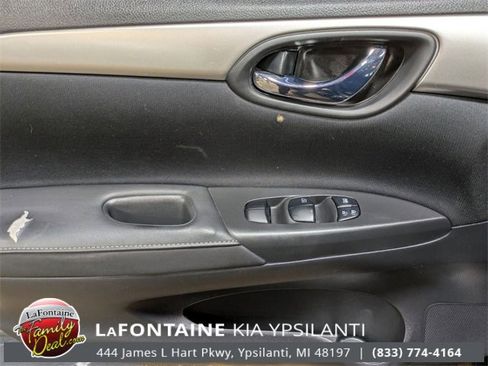 Used 2019 Nissan Sentra S image 13