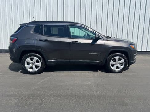 Used 2018 Jeep Compass Latitude image 7