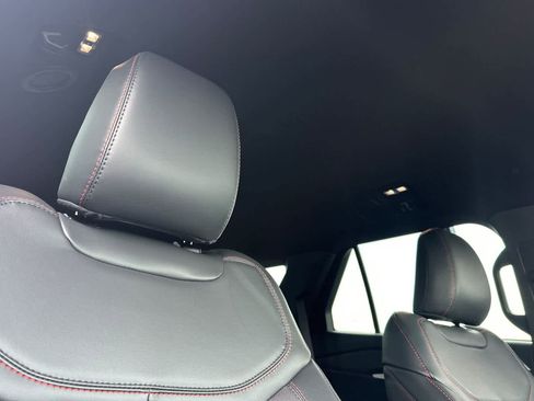 Certified 2026 Ford Explorer ST-Line image 18