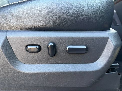 Used 2016 Ford F350 Lariat w/ Chrome Package AWD/4WD image 24