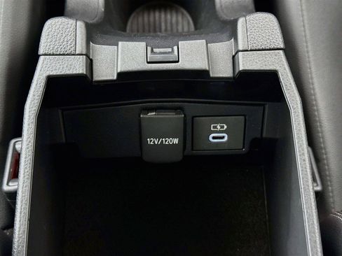 Certified 2026 Toyota Corolla Cross XLE AWD/4WD image 31