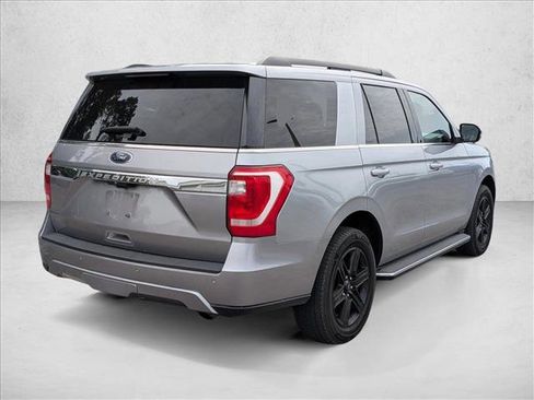 Used 2020 Ford Expedition XLT w/ Equipment Group 202A RWD image 6