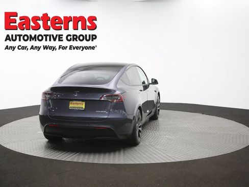 Used 2022 Tesla Model Y Performance AWD/4WD image 35