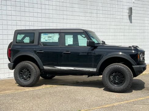 New 2026 Ford Bronco 4-Door AWD/4WD image 4