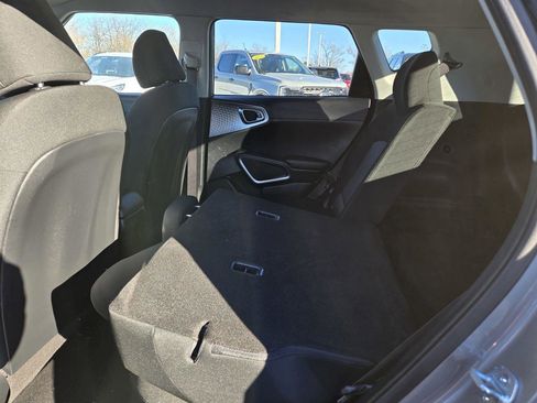 Used 2023 Kia Soul LX w/ LX Technology Package image 30