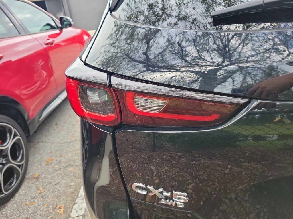 Used 2025 MAZDA CX-5 AWD 2.5 S w/ Preferred Package image 24