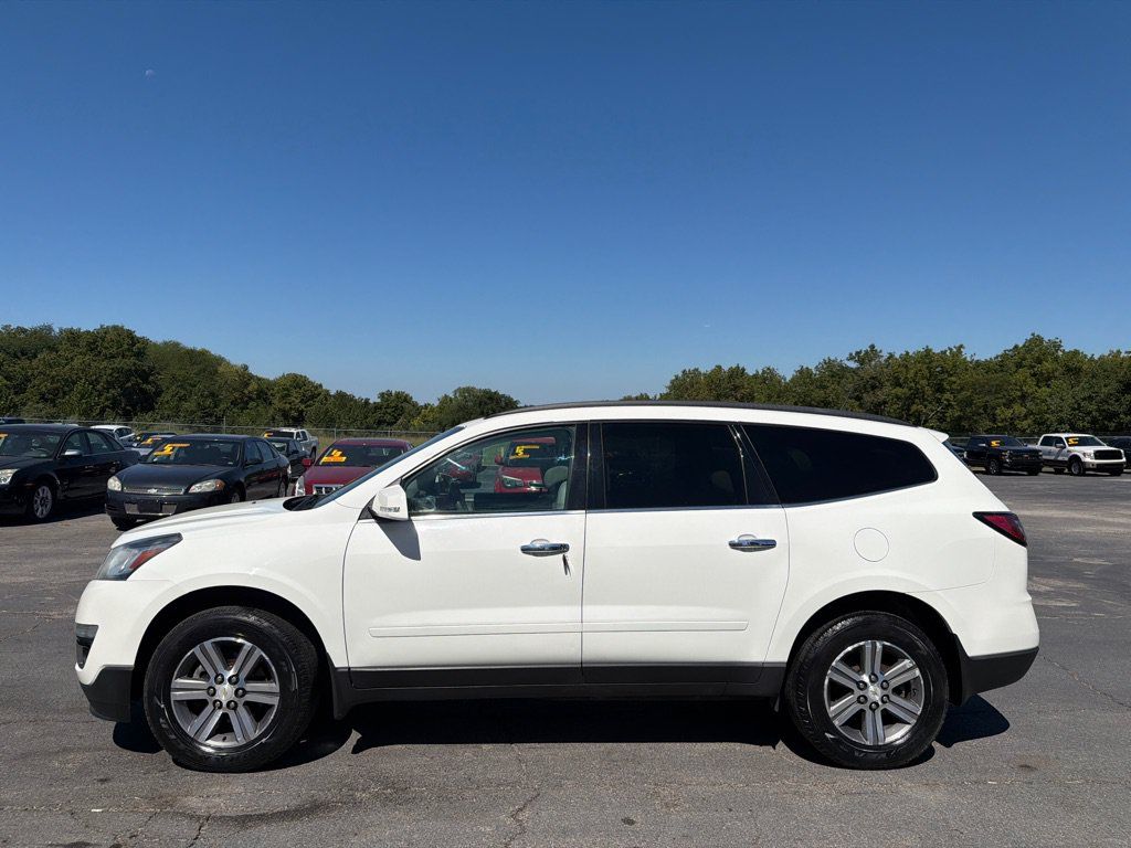 Used 2015 Chevrolet Traverse LT FWD image 1