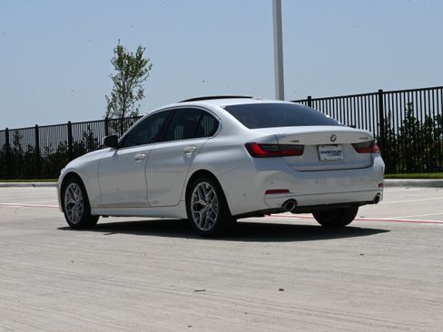 Used 2026 BMW 330i xDrive Sedan w/ Premium Package AWD/4WD image 7