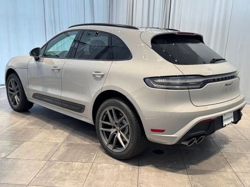 Certified 2025 Porsche Macan Turbo image 3
