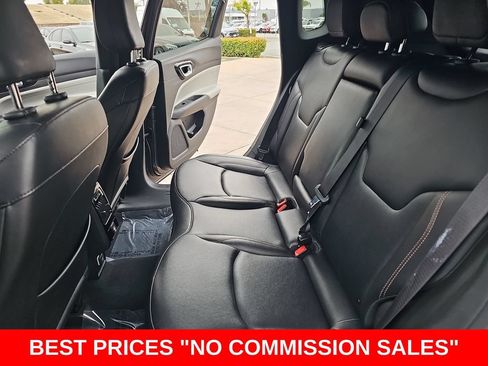 Used 2024 Jeep Compass Limited AWD/4WD image 13