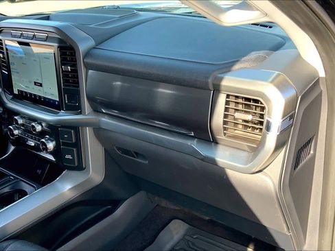 Used 2022 Ford F150 Lariat w/ FX4 Off-Road Package image 17