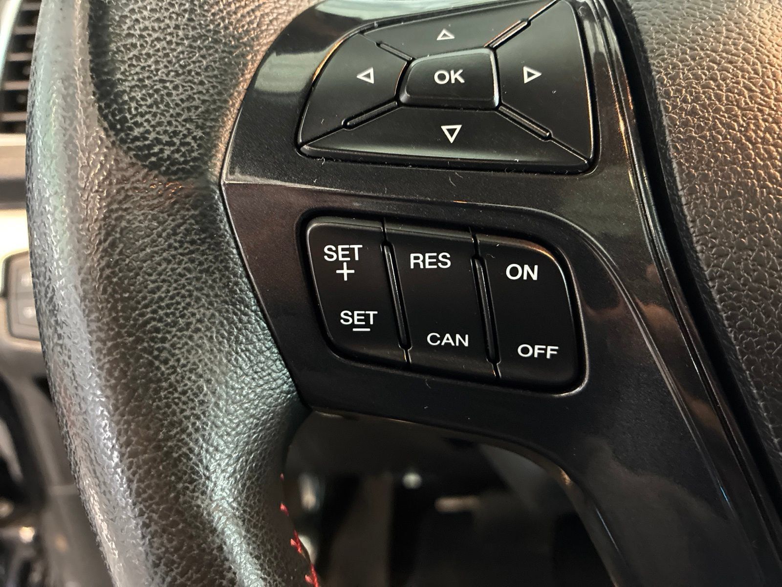 Used 2017 Ford Explorer Sport AWD/4WD image 21