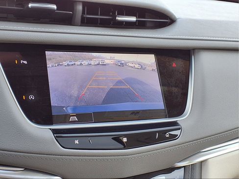 Used 2021 Cadillac XT5 Premium Luxury w/ LPO, Floor Liner Package image 9