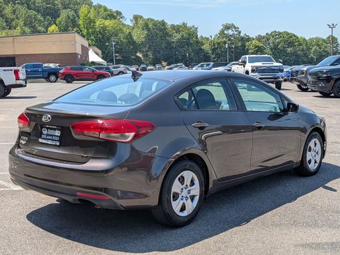 Used 2018 Kia Forte LX FWD image 8